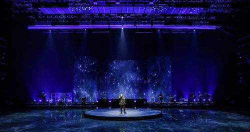 ### 光影铸梦 演唱会高解析美图与台上的梦幻之旅 ——“源源子”的梦想交响新章